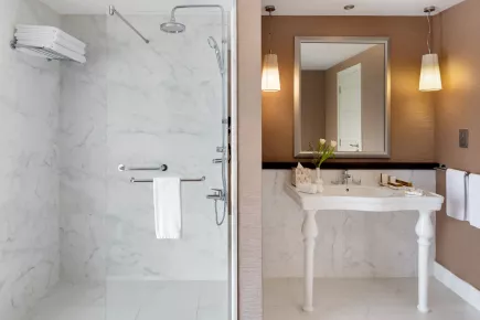 Номер Two Bedroom Family Suite Rixos Bab Al Bahr